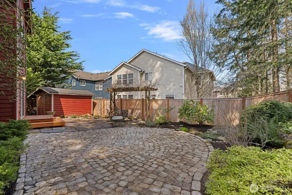 $1,240,000 | 7320 Silent Creek Avenue Southeast, Snoqualmie, WA 98065