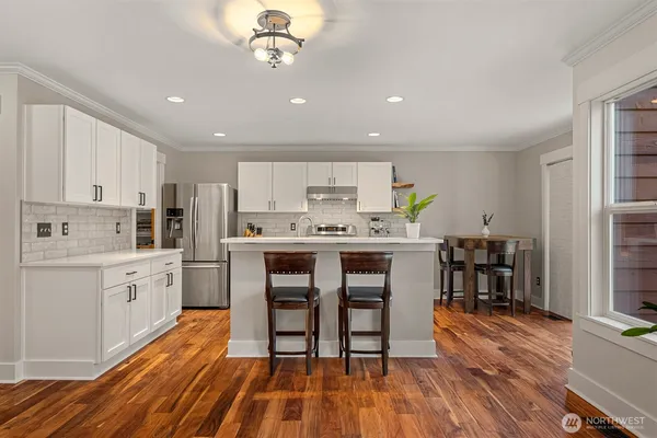 $1,240,000 | 7320 Silent Creek Avenue Southeast, Snoqualmie, WA 98065