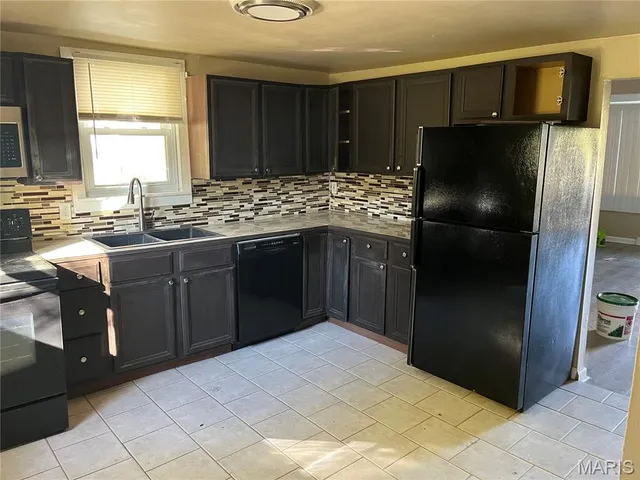 $44,900 | 9833 Balboa Drive, St. Louis, MO 63136