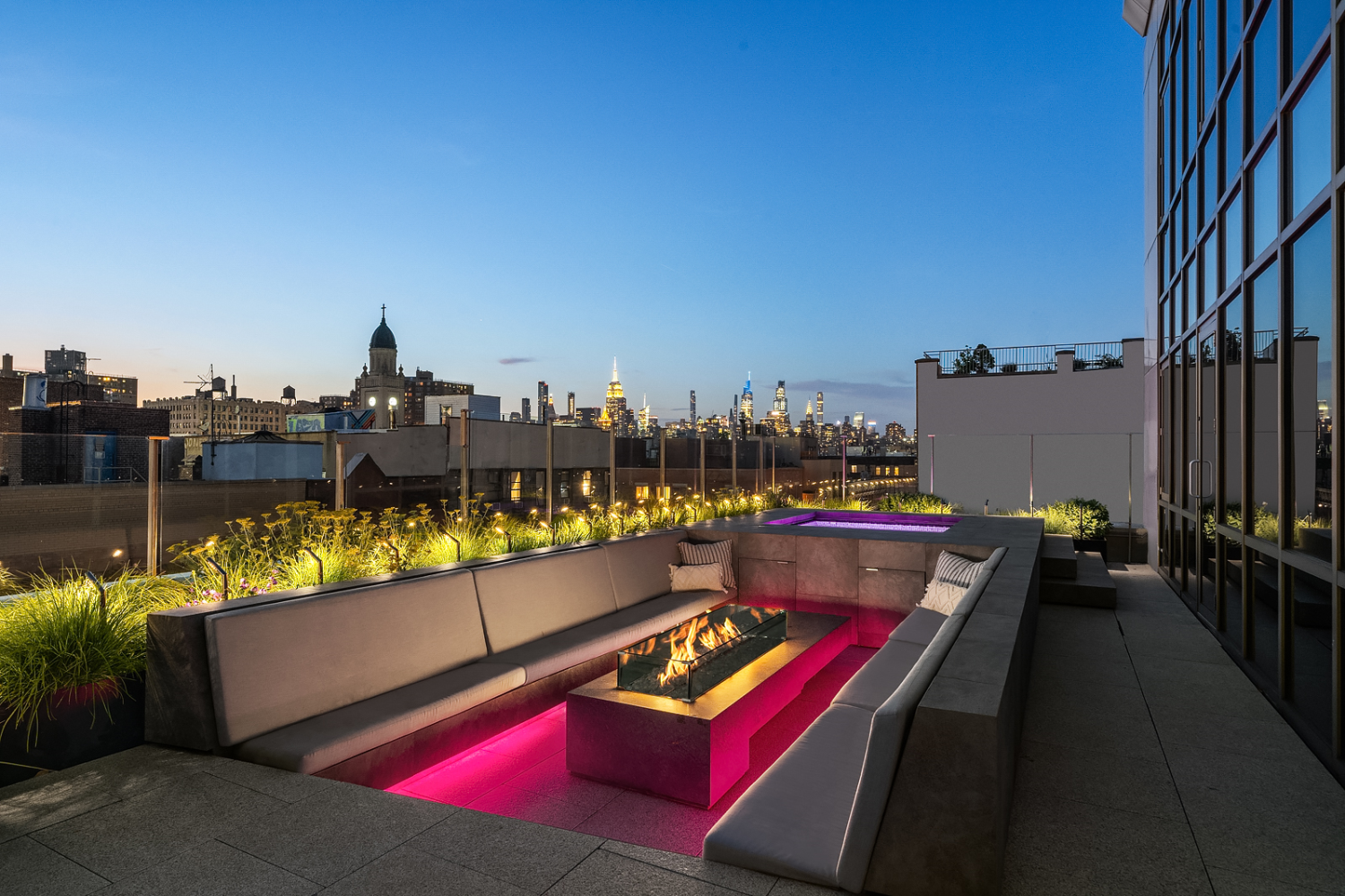 1 Avenue B, Unit PH1 Manhattan, NY 10009 - Photo 23 of 30 a view of swimming pool with a terrace