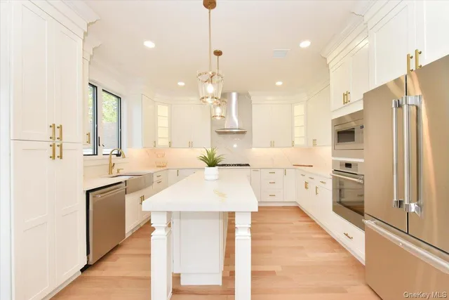 $1,890,000 | 147 Norman Street, New Hyde Park, NY 11040