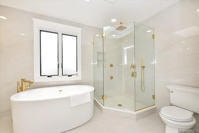 $1,890,000 | 147 Norman Street, New Hyde Park, NY 11040