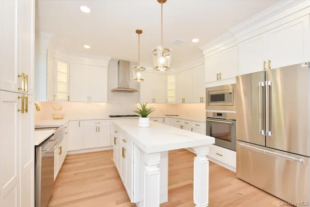 $1,890,000 | 147 Norman Street, New Hyde Park, NY 11040