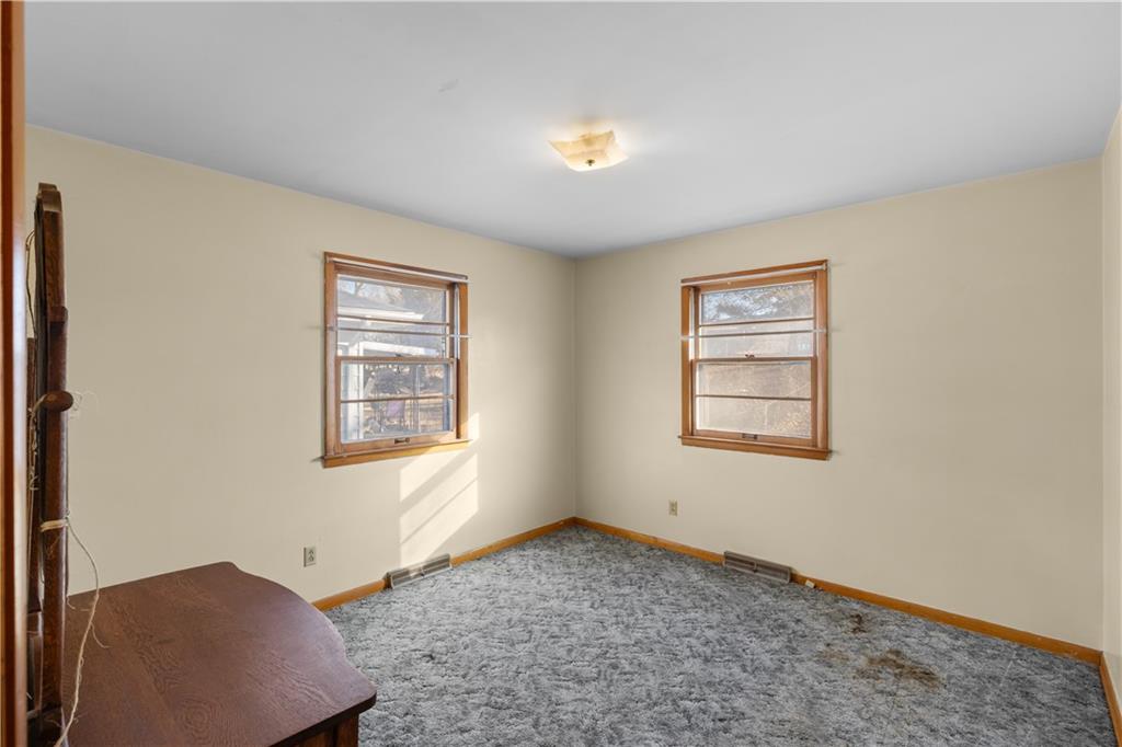 1227 Dickinson Road Independence, MO 64050 - Photo 14 of 24