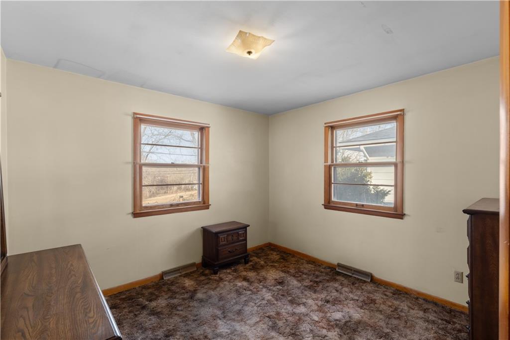 1227 Dickinson Road Independence, MO 64050 - Photo 16 of 24