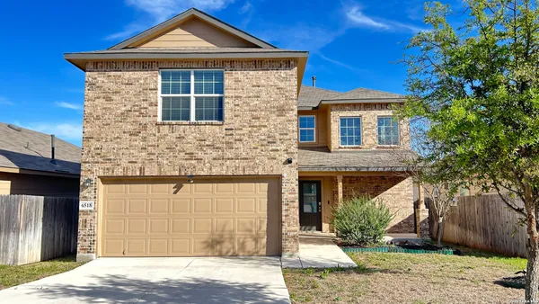 $1,975 | 6518 Hoffman Plain, San Antonio, TX 78252