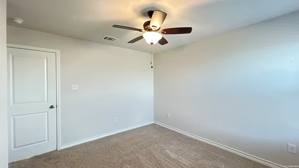 $1,975 | 6518 Hoffman Plain, San Antonio, TX 78252