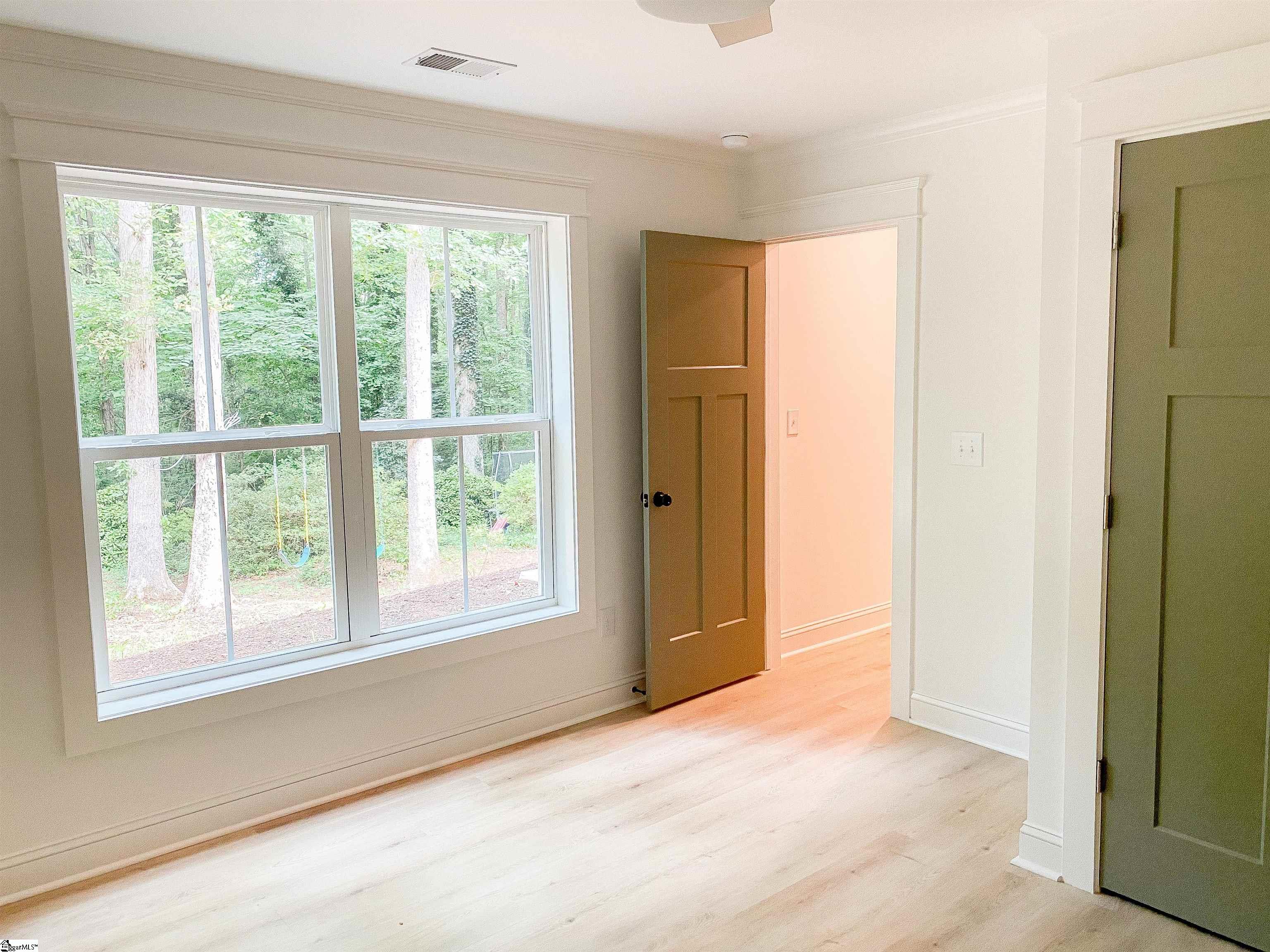 219 Covington Road Greenville, SC 29617 - Photo 33 of 34 Gallery Image 33