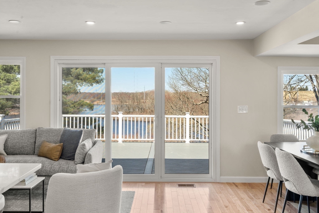 243 Riverside Drive Dedham, MA 02026 - Photo 12 of 40