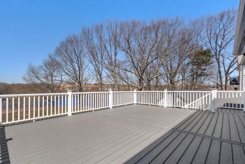 243 Riverside Drive Dedham, MA 02026 - Photo 15 of 40