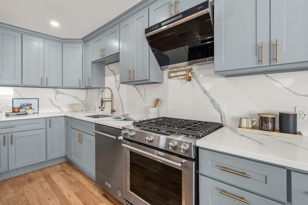 243 Riverside Drive Dedham, MA 02026 - Photo 9 of 40