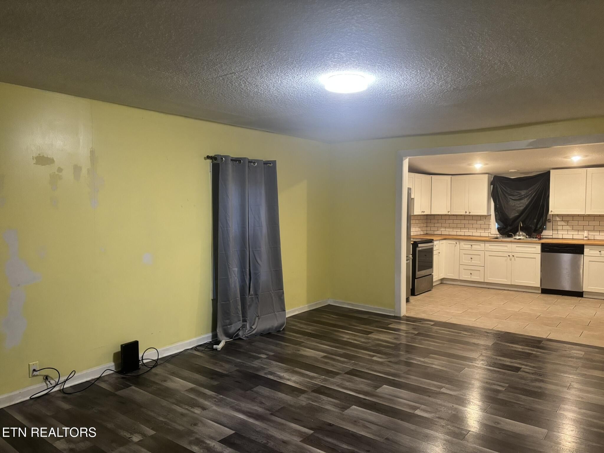 5202 Murphy Road Knoxville, TN 37918 - Photo 4 of 23