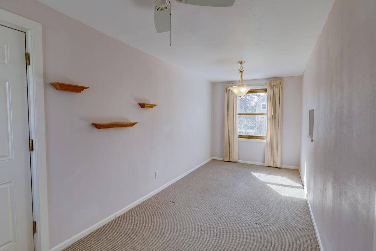 506 Holly Avenue Madison, WI 53711 - Photo 12 of 37