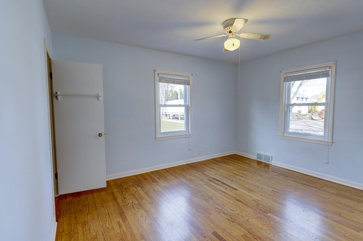 506 Holly Avenue Madison, WI 53711 - Photo 7 of 37