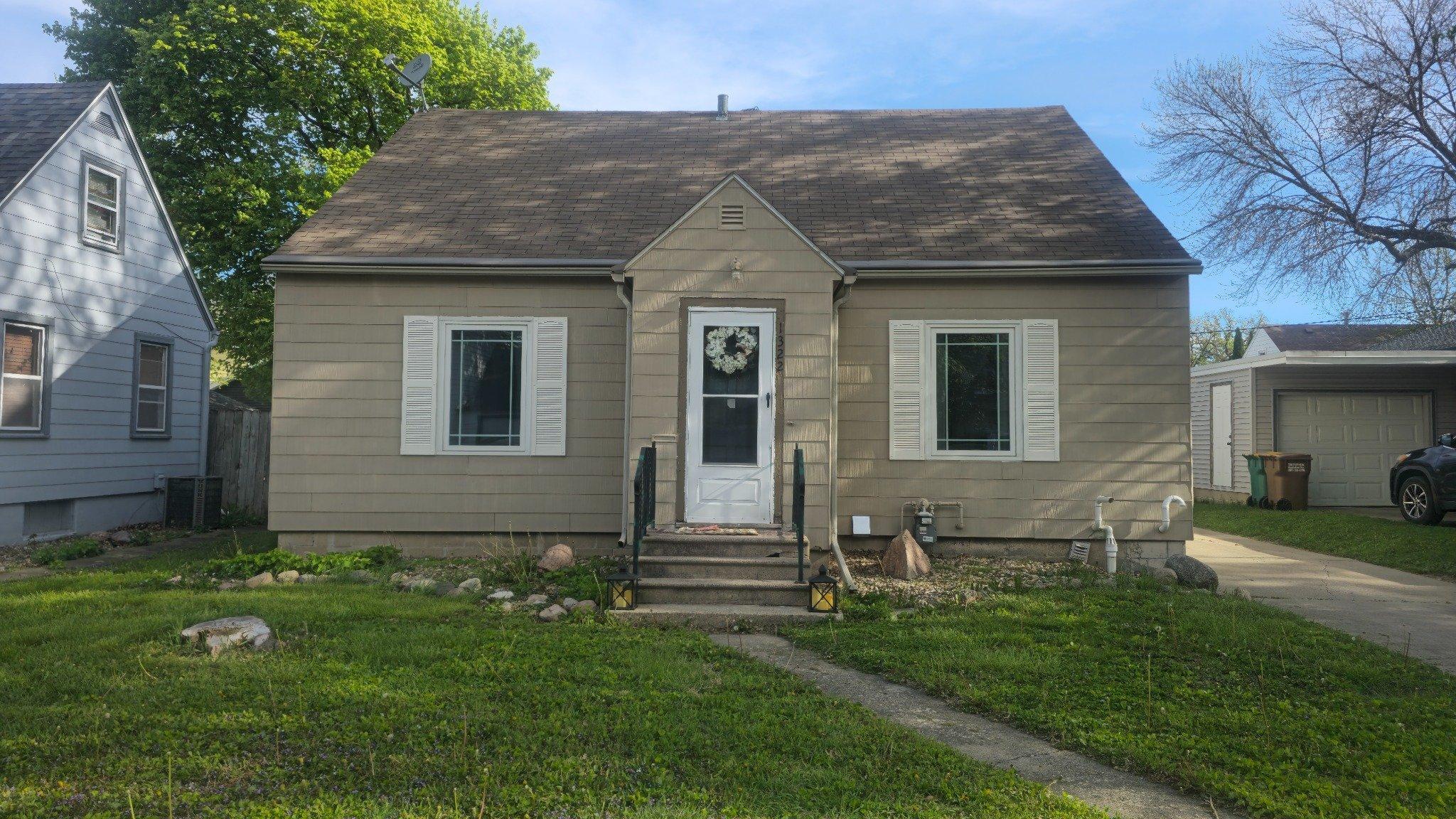 1322 Dunham Street Albert Lea, MN 56007 - Photo 1 of 26