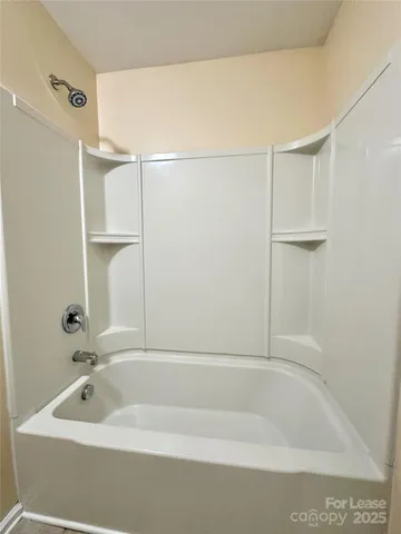 $3,000 | 2415 Impatien Drive, Charlotte, NC 28215