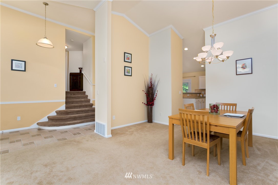 2301 208th Place Southeast Bothell, WA 98021 - Photo 6 of 24