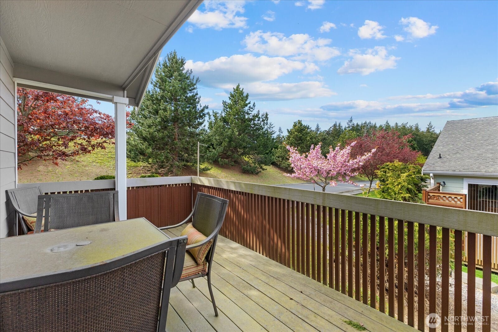 402 Northwest 12th Loop Oak Harbor, WA 98277 - Photo 17 of 19