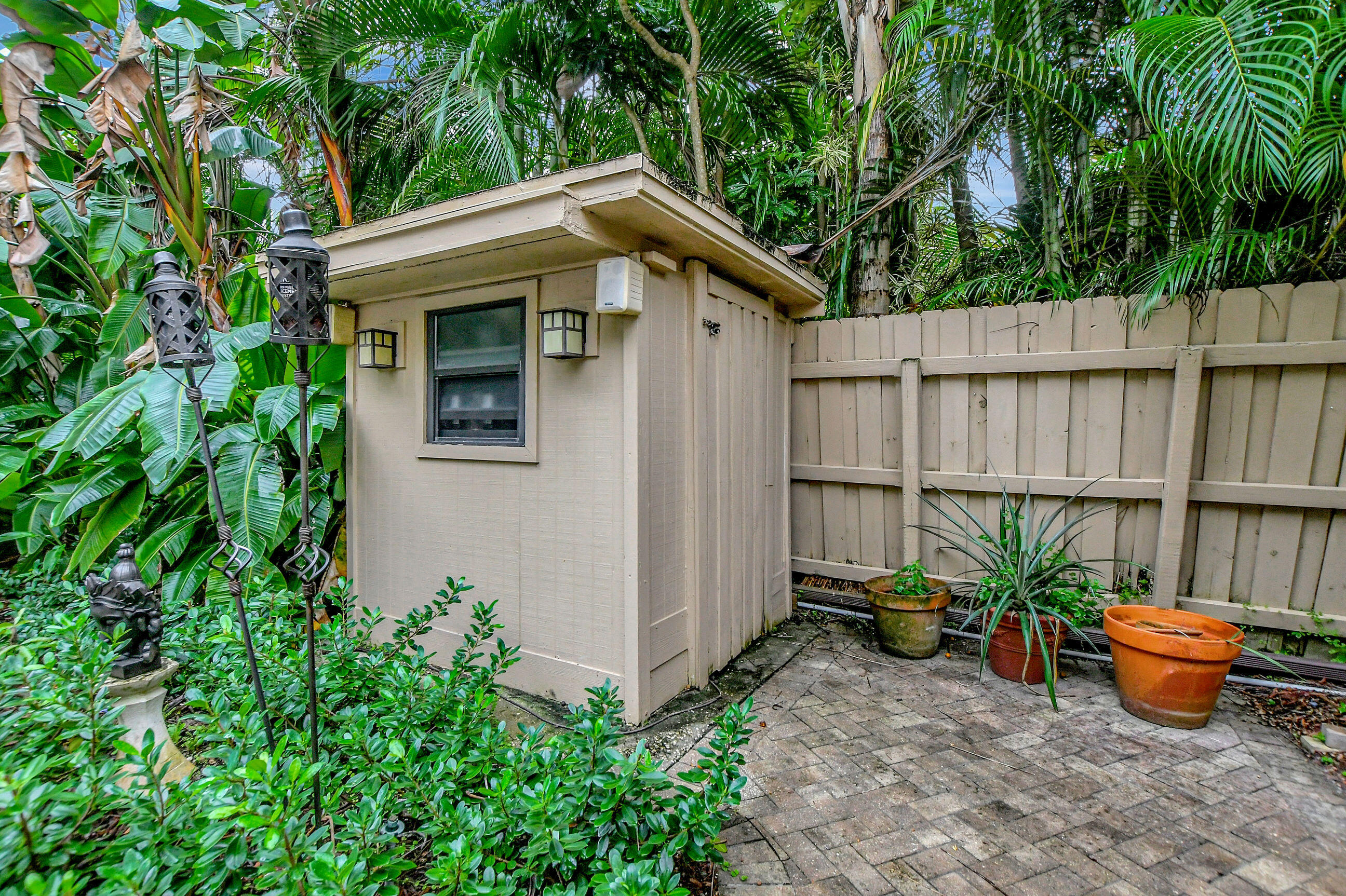 7696 Stanway Place Boca Raton, FL 33433 - Photo 11 of 38 25_ebf_1476