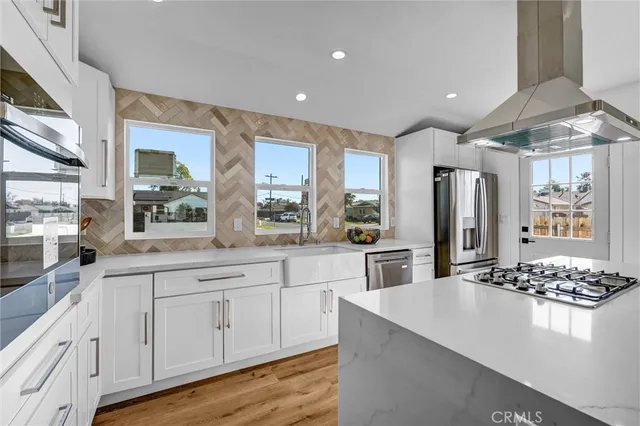 $1,049,000 | 10505 Halbrent Avenue, Mission Hills, CA 91345
