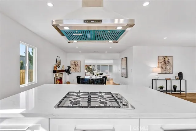 $1,049,000 | 10505 Halbrent Avenue, Mission Hills, CA 91345