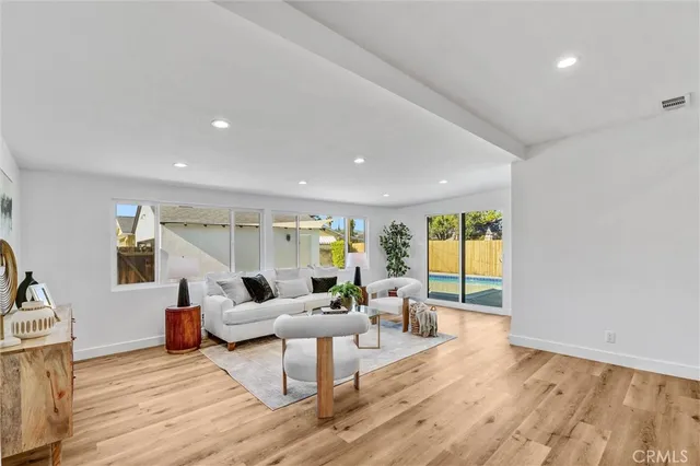 $1,049,000 | 10505 Halbrent Avenue, Mission Hills, CA 91345