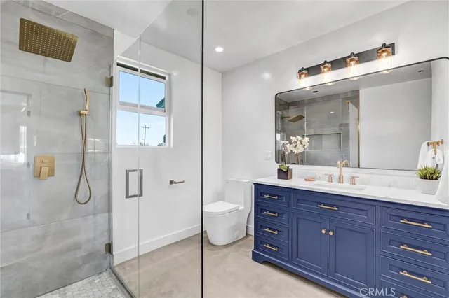 $1,049,000 | 10505 Halbrent Avenue, Mission Hills, CA 91345