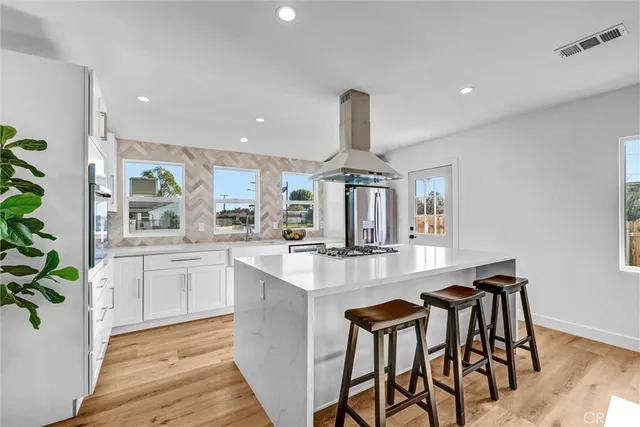 $1,049,000 | 10505 Halbrent Avenue, Mission Hills, CA 91345