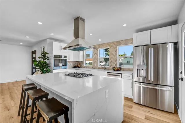 $1,049,000 | 10505 Halbrent Avenue, Mission Hills, CA 91345