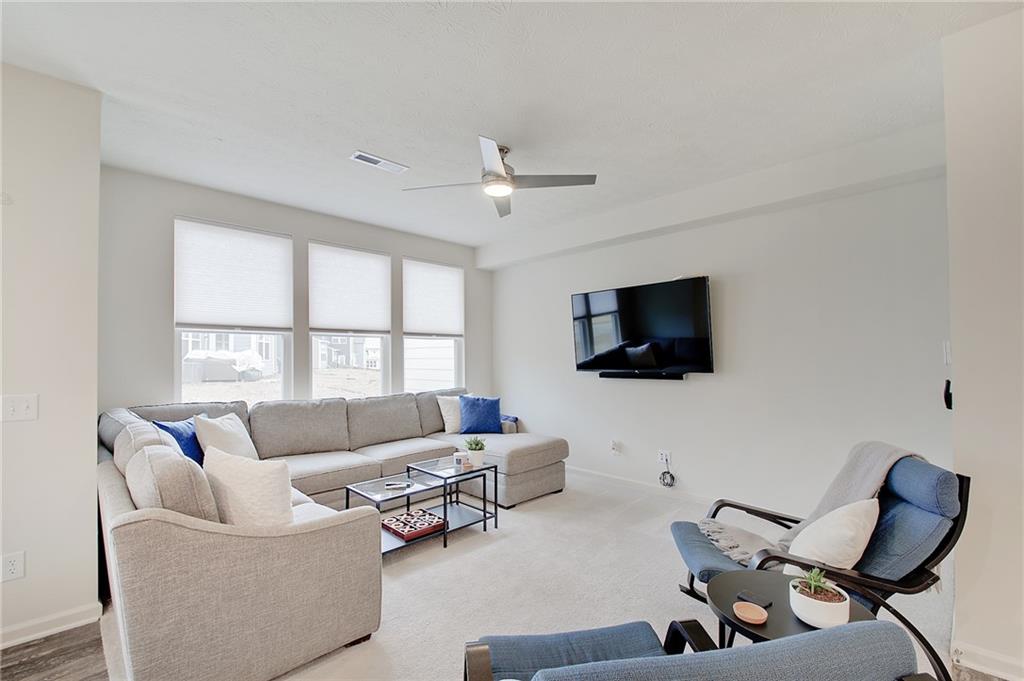 13517 Dewpoint Lane Fishers, IN 46037 - Photo 3 of 36