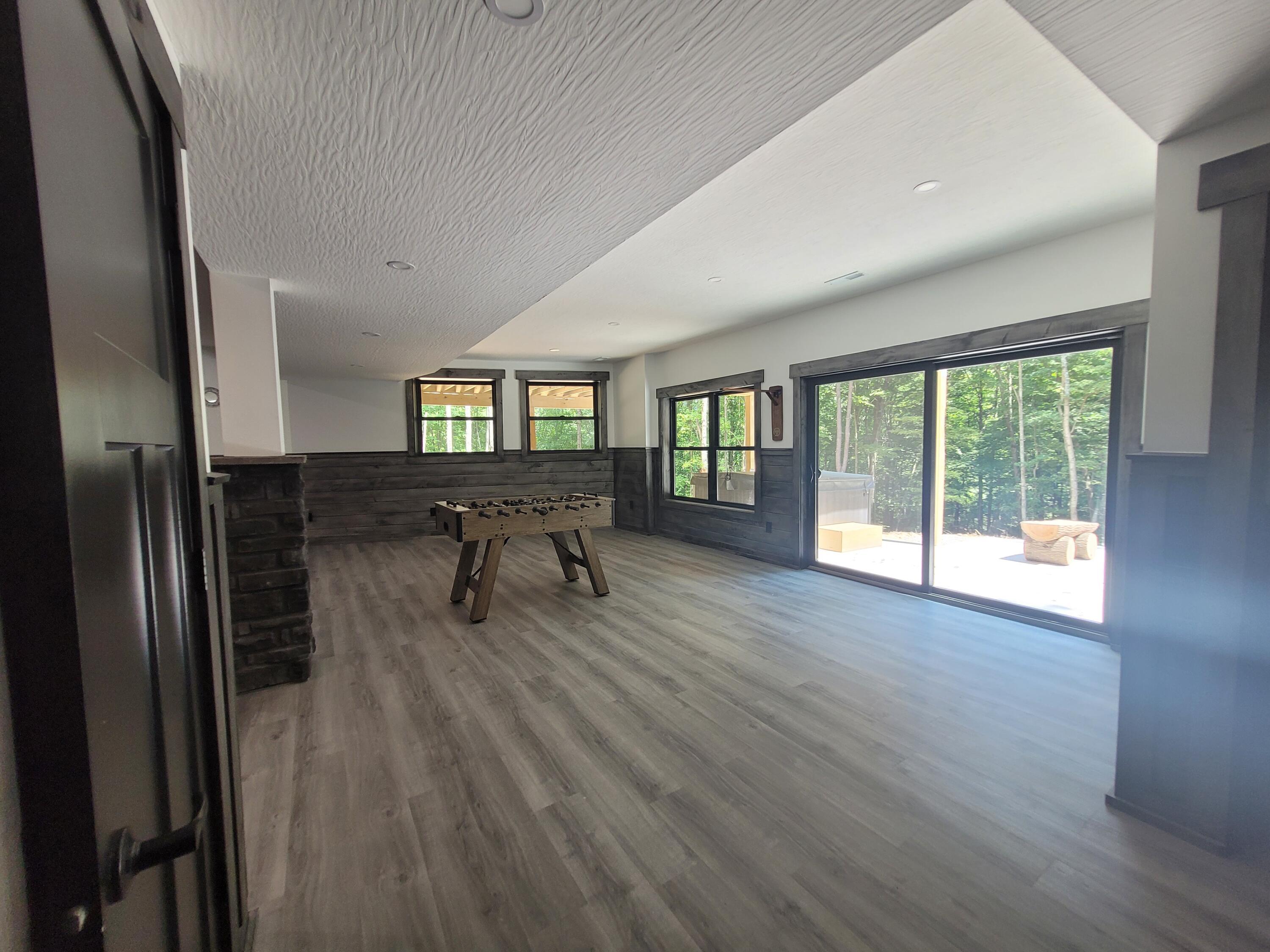 18364 Buckingham Road Logan, OH 43138 - Photo 16 of 41 Walkout basement