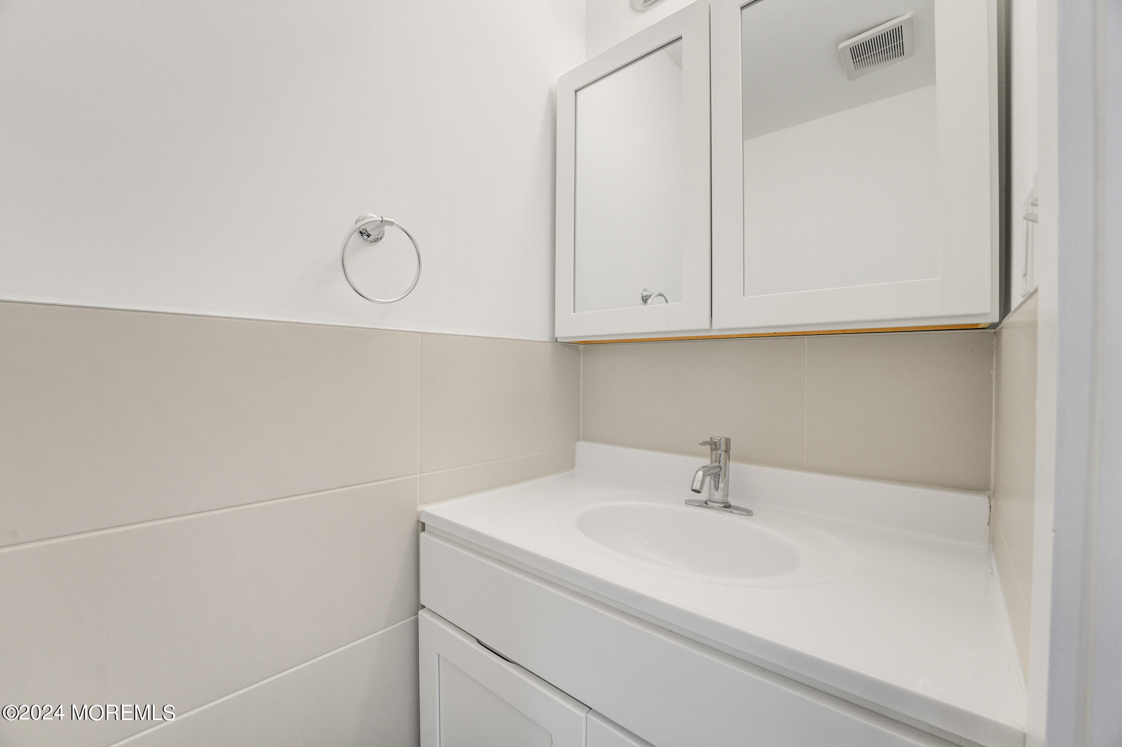 1012 Sawmill Road, Unit 6 Brick, NJ 08724 - Photo 10 of 15 09-Bathroom 1