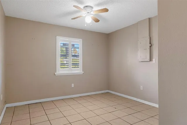 $215,300 | 12484 Curry Drive, Spring Hill, FL 34609