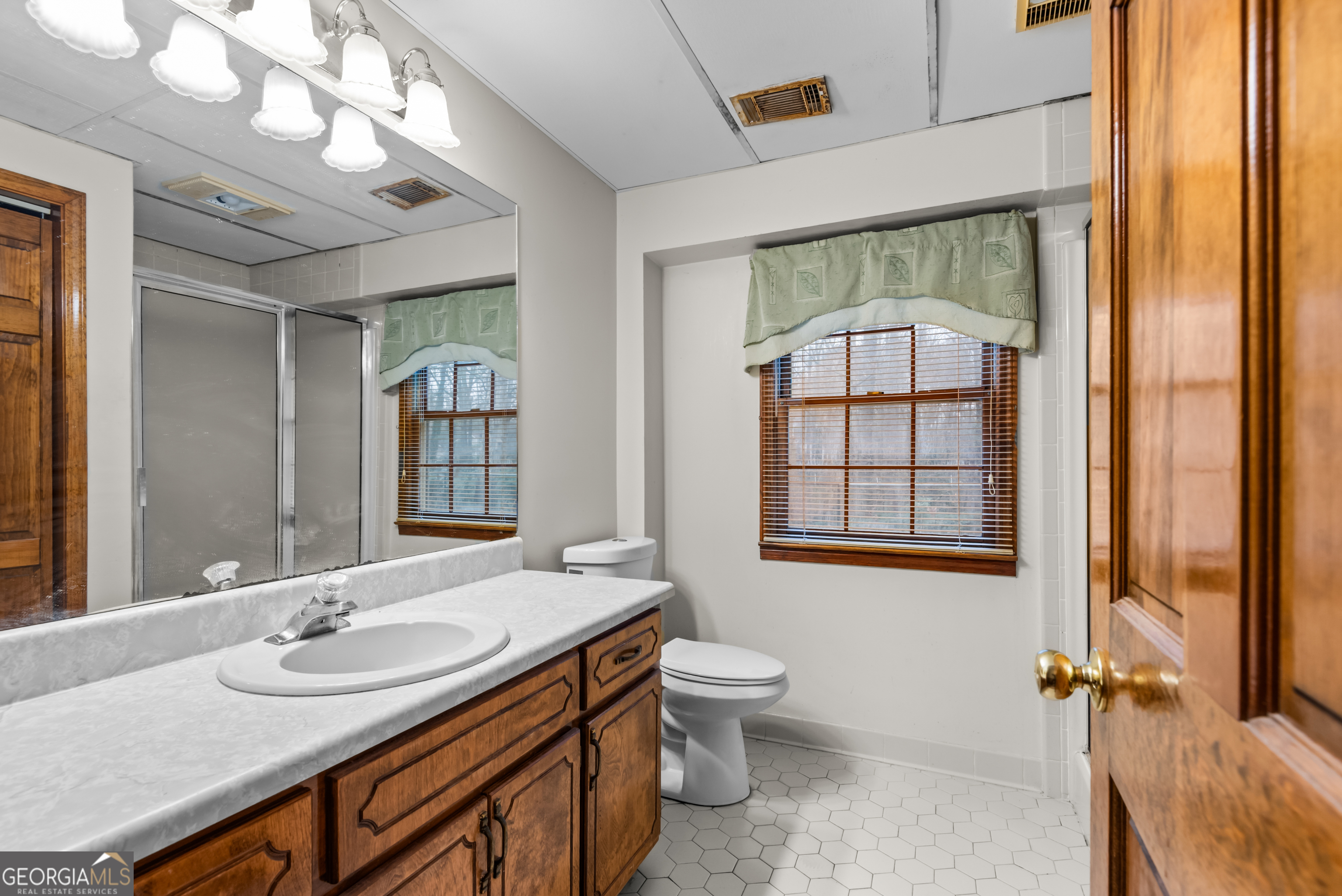 102 Hayes Circle Rex, GA 30273 - Photo 35 of 44