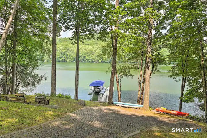 62 River Ford Road Brookfield, CT 06804 - Photo 3 of 40