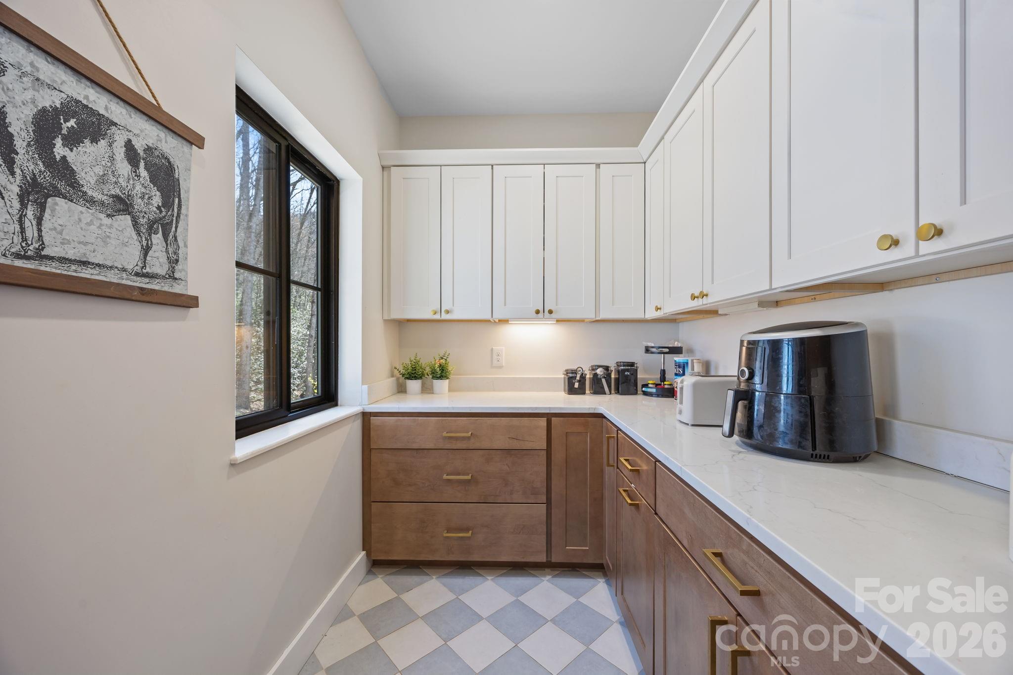 215 Ridgeway Road Candler, NC 28715 - Photo 14 of 45 Gallery Image 14