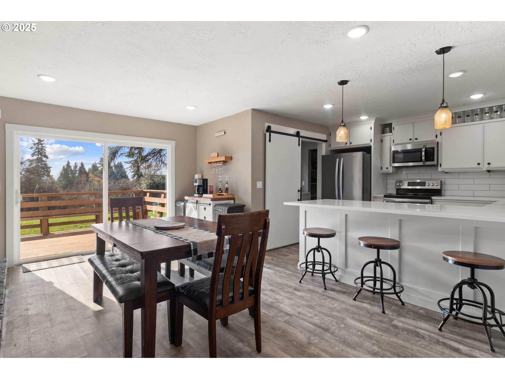 15561 Southeast Tong Road Damascus, OR 97089 - Photo 8 of 48 Dining Room