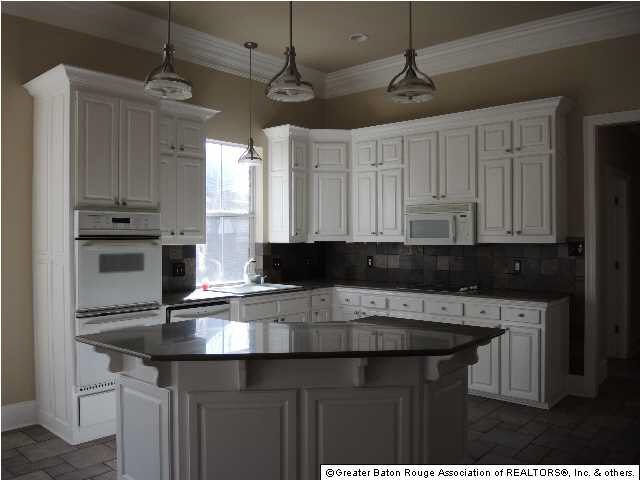1332 St Albans Baton Rouge La Baton Rouge, LA 70810 - Photo 4 of 19 Gallery Image 4