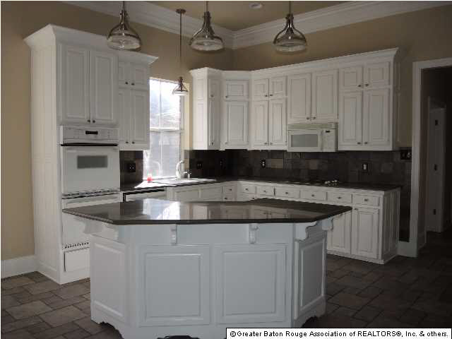 1332 St Albans Baton Rouge La Baton Rouge, LA 70810 - Photo 5 of 19 Gallery Image 5