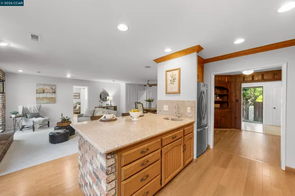 $975,000 | 3366 Euclid Avenue, Concord, CA 94519