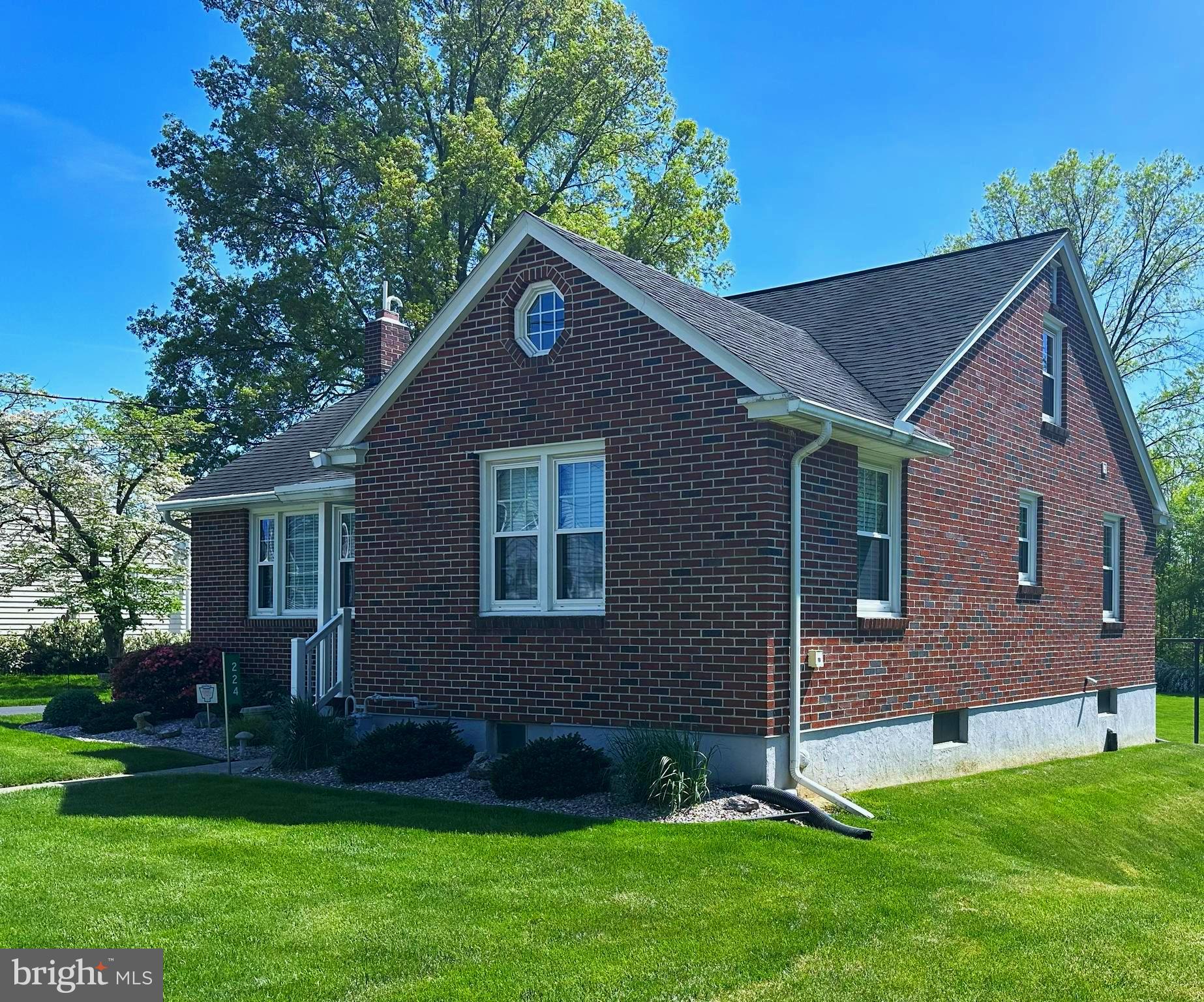 224 Noble Street Lititz, PA 17543 - Photo 33 of 63 Front