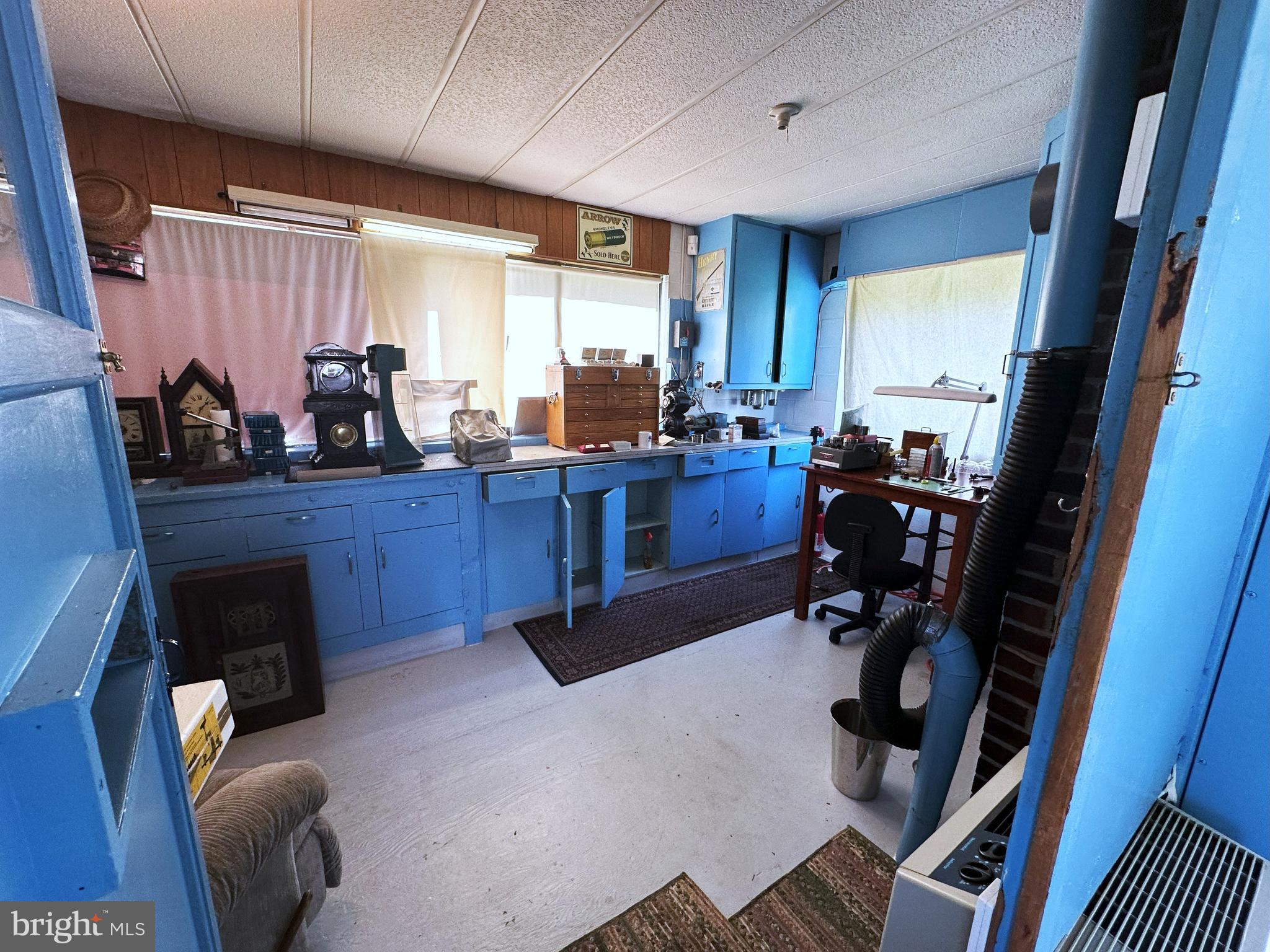 224 Noble Street Lititz, PA 17543 - Photo 38 of 63 shop