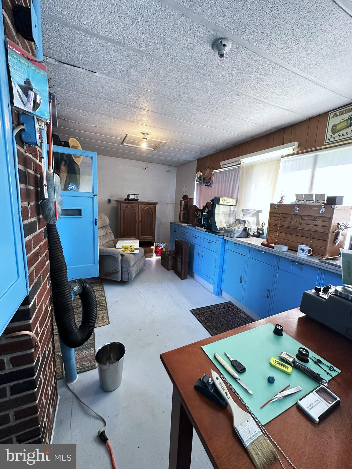 224 Noble Street Lititz, PA 17543 - Photo 41 of 63 shop