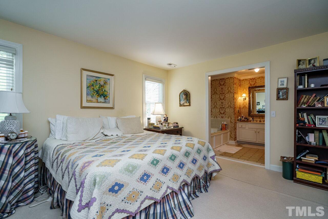 6010 Cobridge Square Raleigh, NC 27609 - Photo 16 of 26 Gallery Image 16