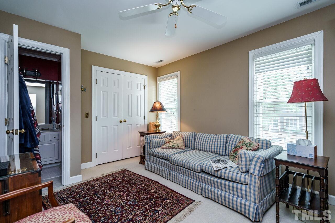 6010 Cobridge Square Raleigh, NC 27609 - Photo 18 of 26 Gallery Image 18