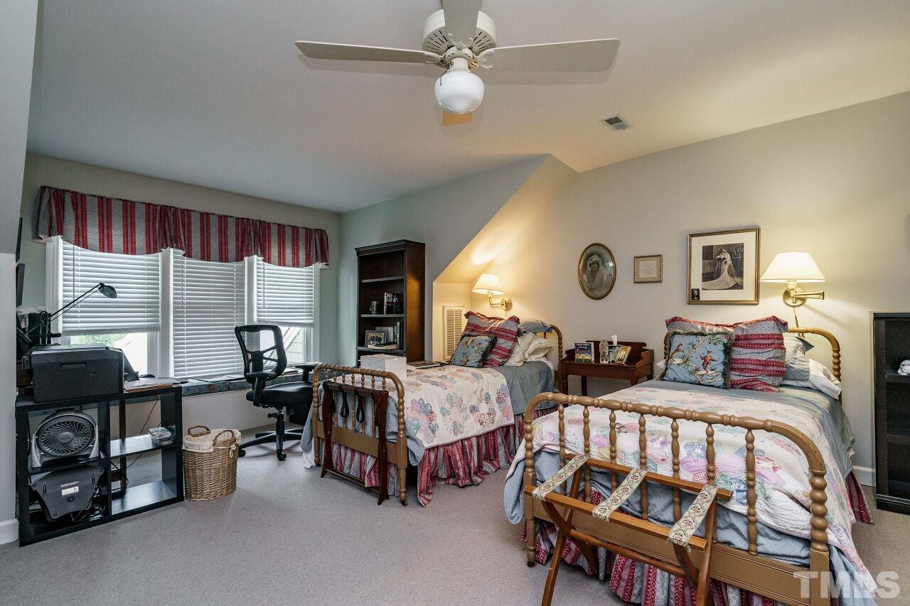 6010 Cobridge Square Raleigh, NC 27609 - Photo 20 of 26 Gallery Image 20
