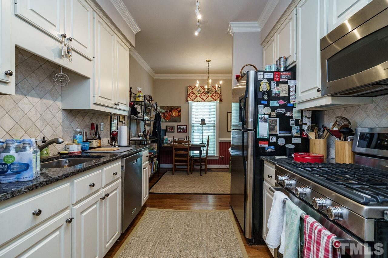 6010 Cobridge Square Raleigh, NC 27609 - Photo 8 of 26 Gallery Image 8