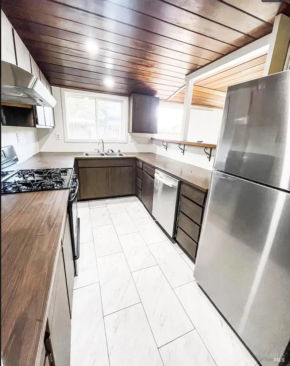 919-921 Naify Lane Santa Rosa, CA 95407 - Photo 8 of 13