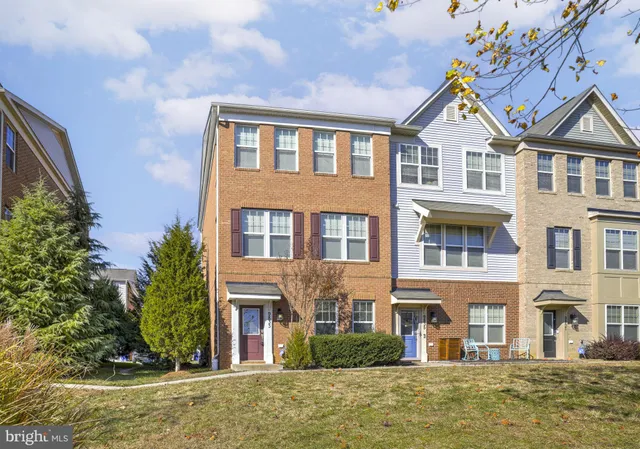 $420,000 | 9833 Ushers Place, Waldorf, MD 20601