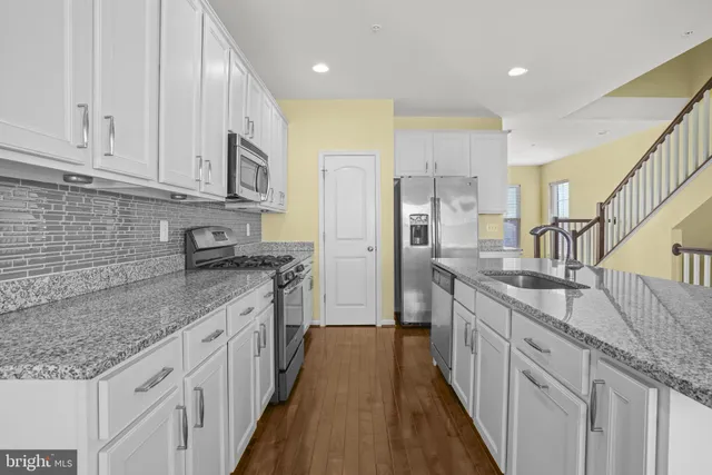 $420,000 | 9833 Ushers Place, Waldorf, MD 20601